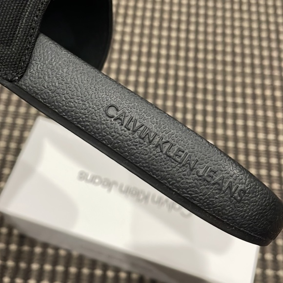 Calvin Klein Slides - Picture 6 of 7